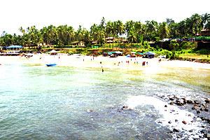 About-Candilim-Beach